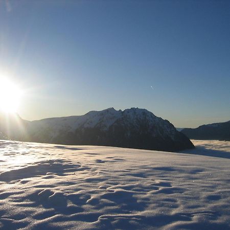 Hotel Le Dome Alpe d'Huez ภายนอก รูปภาพ