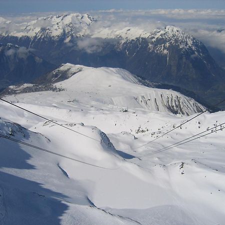 Hotel Le Dome Alpe d'Huez ภายนอก รูปภาพ