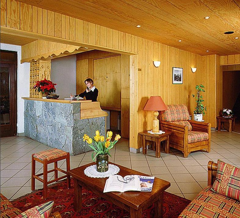 Hotel Le Dome Alpe d'Huez ภายนอก รูปภาพ