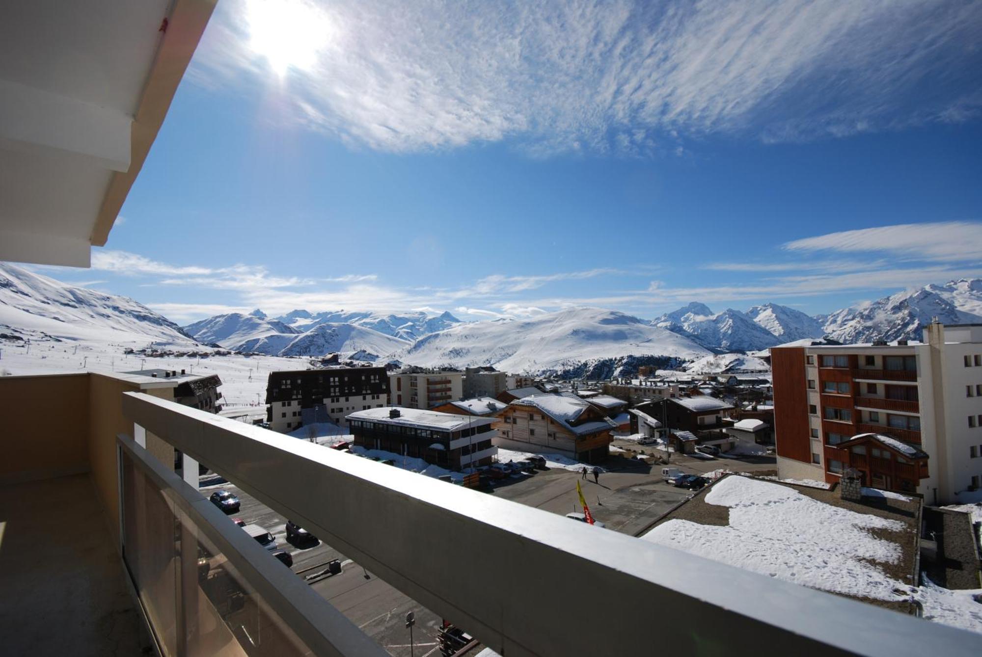 Hotel Le Dome Alpe d'Huez ภายนอก รูปภาพ